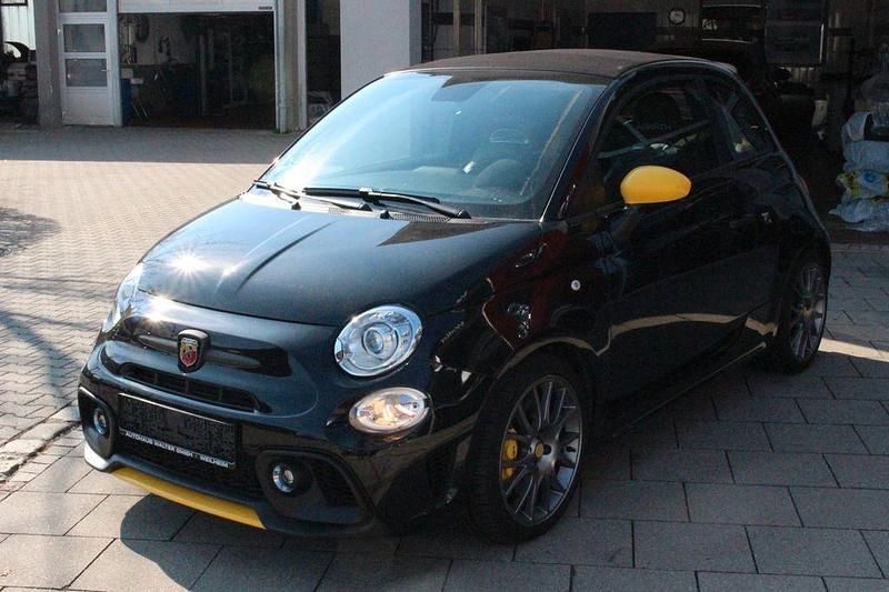 Gebraucht Abarth 695C 179 PS (131 kW) 2023 Schwarz Cabrio