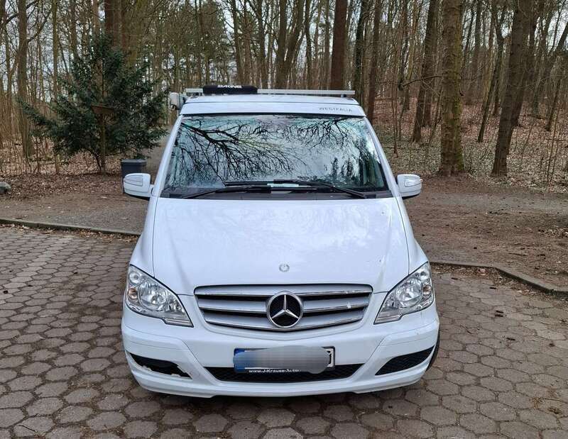 Weiß Gebraucht 2012 Mercedes Viano Marco Polo Van / Kleinbus | 30.000 € - Bild 1/4