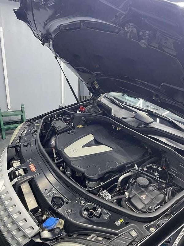 Gebraucht Mercedes ML320 Edition 1 224 PS (164 kW) 2008 SUV