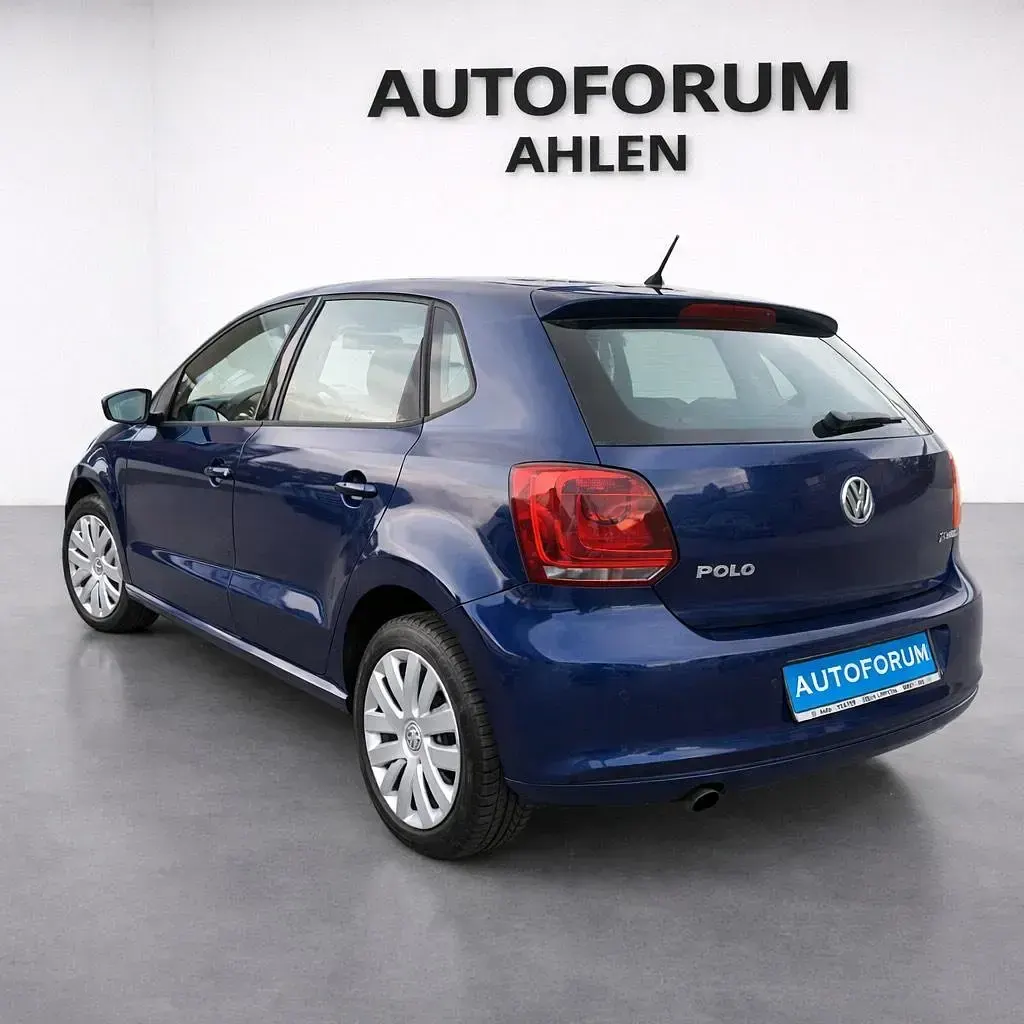 Gebraucht VW Polo 75 PS (55 kW) 2012 Blau Kleinwagen