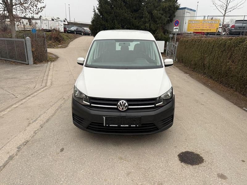 Gebraucht VW Caddy Trendline 102 PS (75 kW) 2016 Weiß Van / Kleinbus