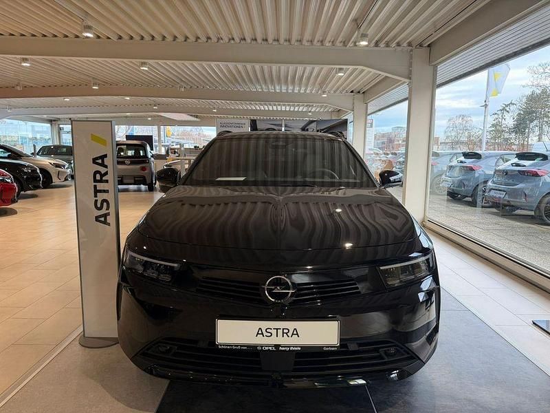 Nowe Opel Astra Edition 131 KM (96 kW) 2025 Czarny Kombi