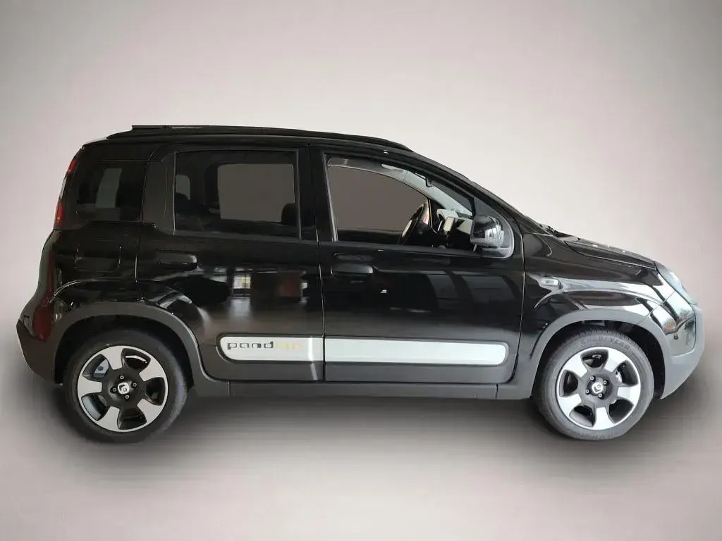 Neu Fiat Panda Cross 69 PS (50 kW) 2025 Manufacturer Kleinwagen