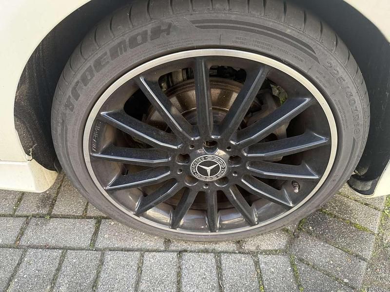 Gebraucht Mercedes CLA200 AMG line 136 PS (100 kW) 2017 Weiß Coupé