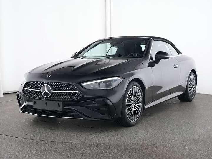 Używany Mercedes CLE200 AMG 204 KM (150 kW) 2025 Kabriolet