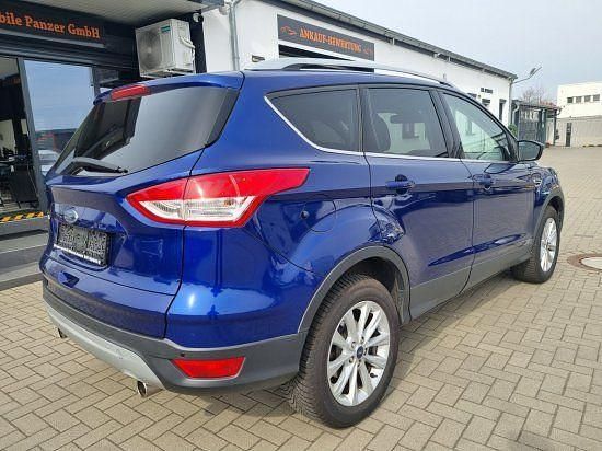 Gebraucht Ford Kuga 150 PS (110 kW) 2016 Blau SUV