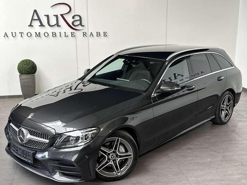 Graphitgrau Gebraucht 2020 Mercedes C200 AMG line Kombi | 26.989 € (Fairer Preis) - Bild 1/4