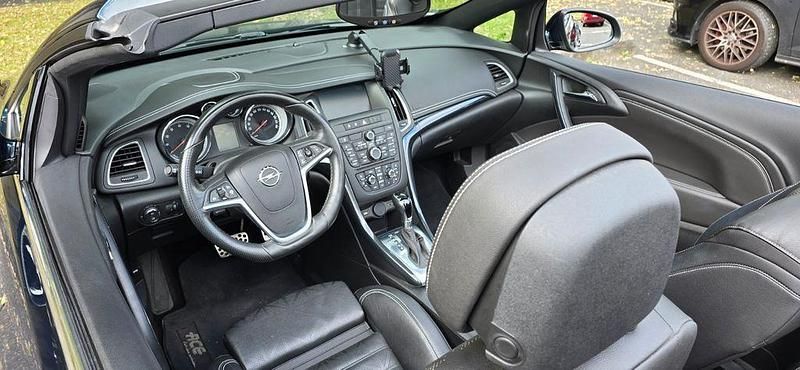 Gebraucht Opel Cascada Innovation 170 PS (125 kW) 2017 Grün Cabrio