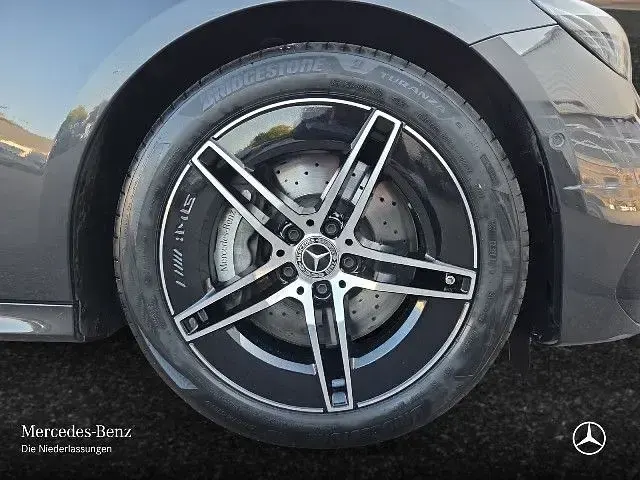 Gebraucht Mercedes E200 AMG 204 PS (150 kW) 2025 Graphitgrau Kombi