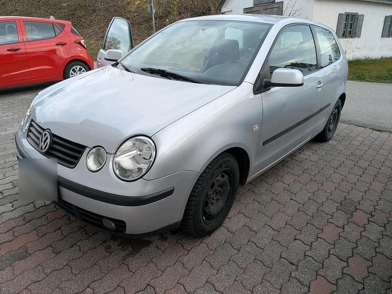 Gebraucht VW Polo 54 PS (39 kW) 2005 Silber Kleinwagen