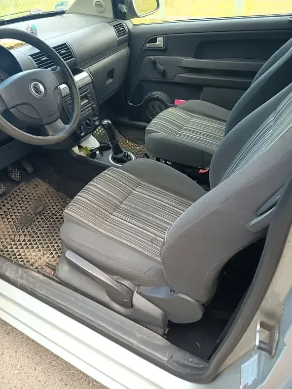 Gebraucht VW Fox 69 PS (50 kW) 2006 Silber Kleinwagen