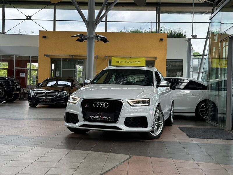 Weiß metallic Gebraucht 2014 Audi RS Q3 Design SUV | 26.989 € - Bild 1/4