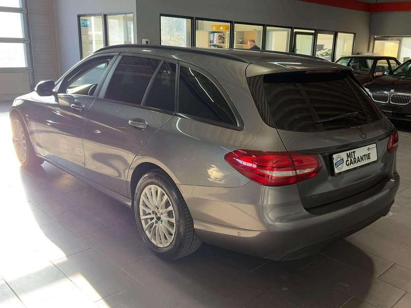Gebraucht Mercedes C220 170 PS (125 kW) 2018 Selenitgrau  metalliclack Kombi