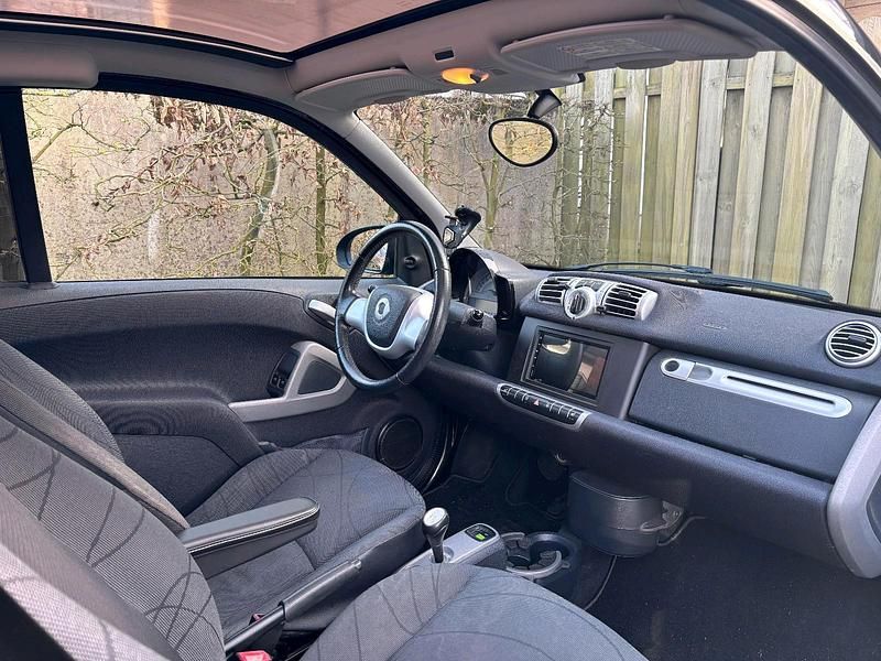 Gebraucht Smart ForTwo Coupé 71 PS (52 kW) 2011 Schwarz Coupé