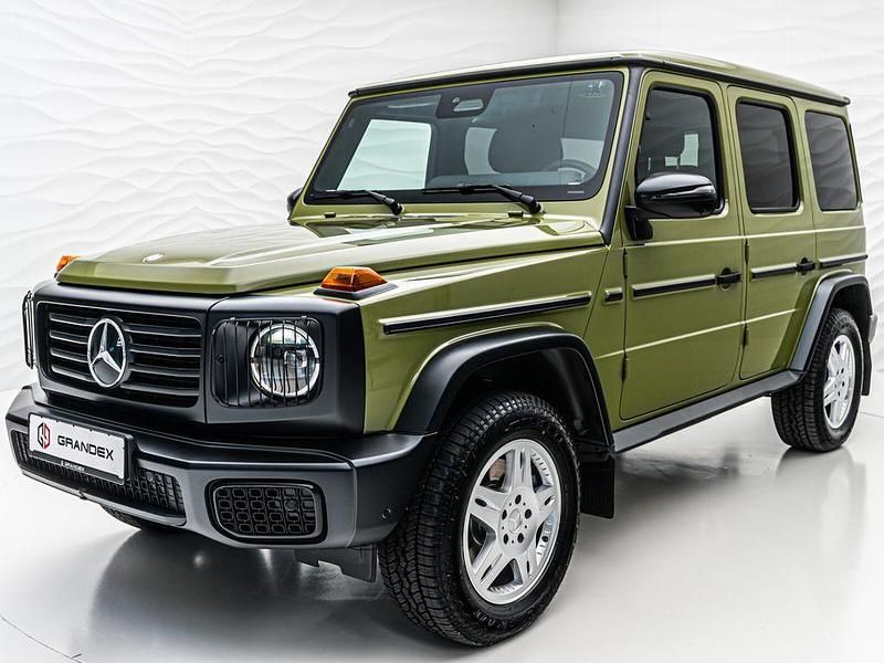 Grün Neu 2025 Mercedes G500 Edition SUV | 249.900 € - Bild 1/4