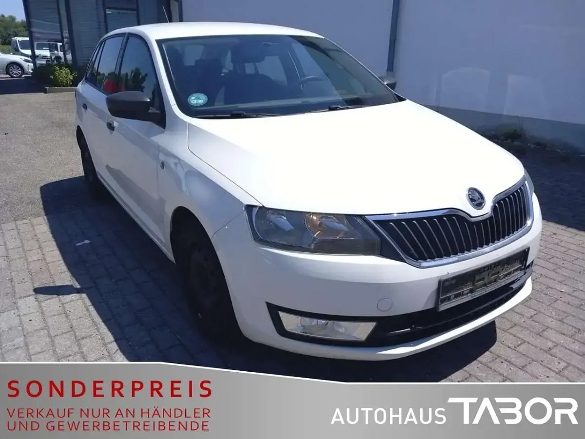 Gebraucht Skoda Rapid 86 PS (63 kW) 2015 Weiß Kleinwagen