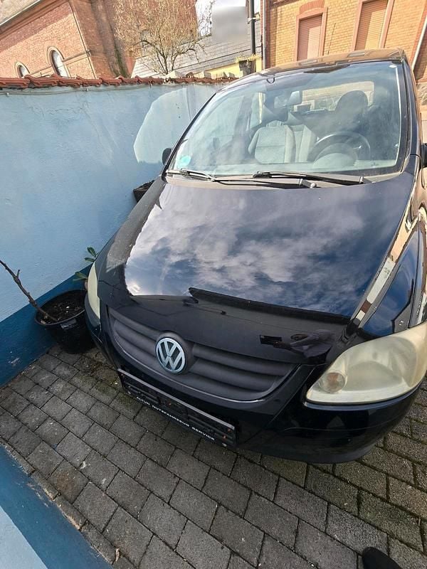 Gebraucht VW Fox 54 PS (39 kW) 2007 Schwarz Kleinwagen