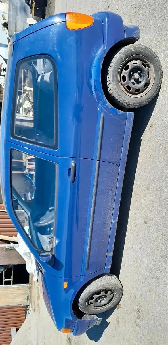 Gebraucht VW Polo 60 PS (44 kW) 1998 Blau Kleinwagen