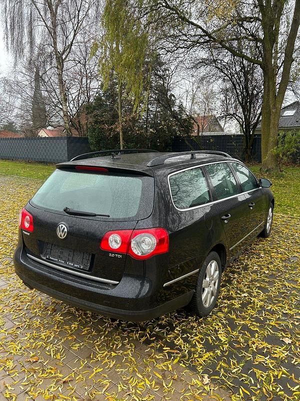 Gebraucht VW Passat 140 PS (102 kW) 2008 Schwarz Kombi