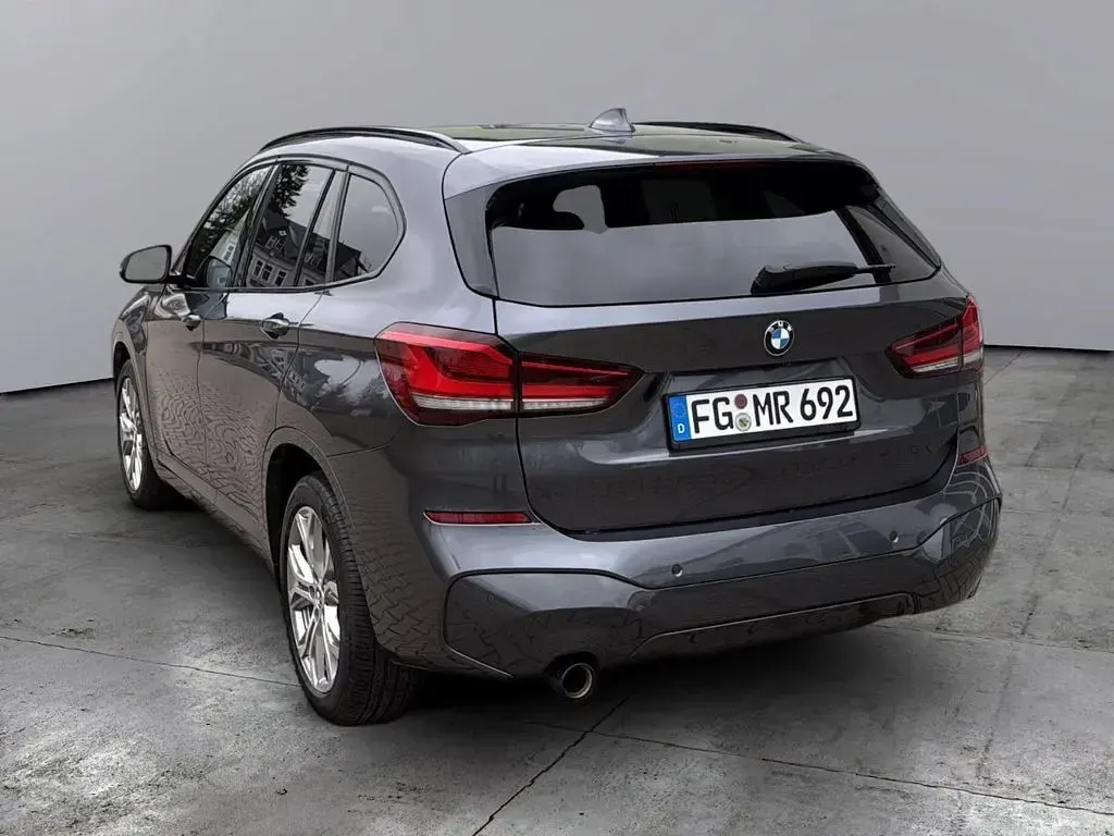 Gebraucht BMW X1 M Sport 170 PS (125 kW) 2020 Grau SUV