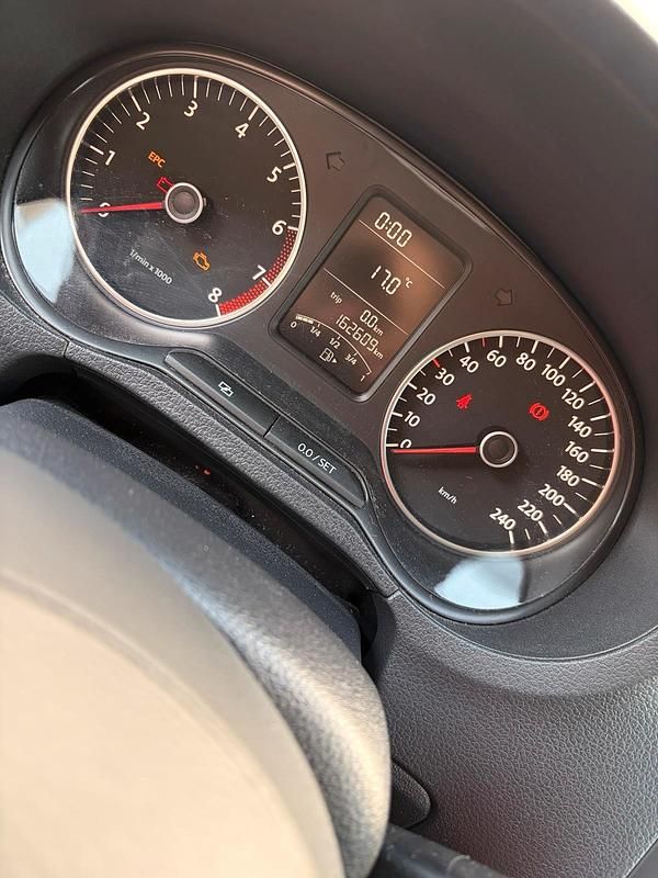 Gebraucht VW Polo Style 105 PS (77 kW) 2011 Weiß Kleinwagen