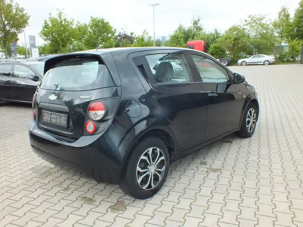 Gebraucht Chevrolet Aveo LS 69 PS (50 kW) 2013 Schwarz Kleinwagen