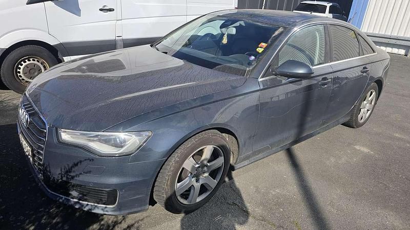 Gebraucht Audi A6 218 PS (160 kW) 2016 Blau Limousine