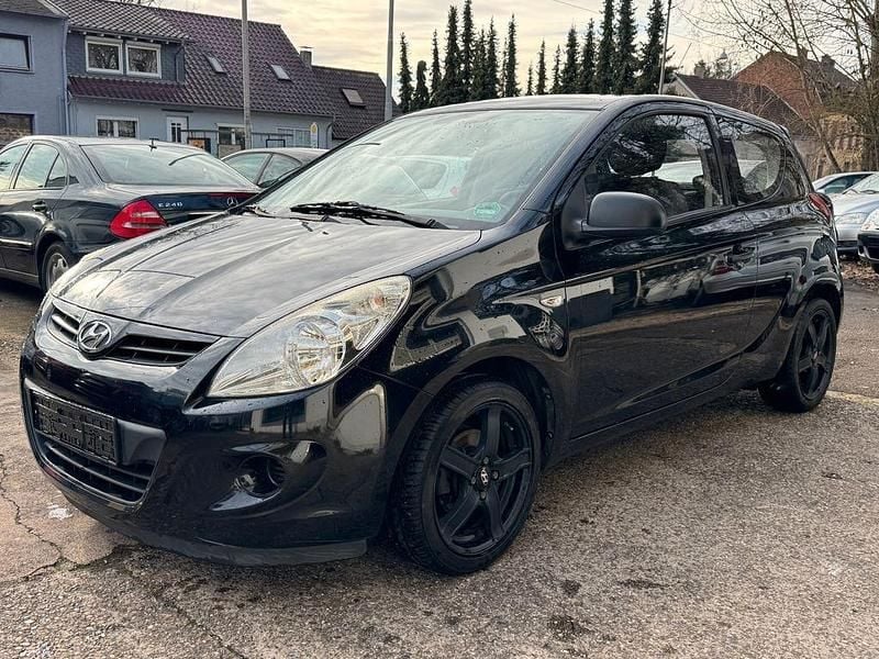 Schwarz Gebraucht 2011 Hyundai i20 Active Kleinwagen | 1.999 € (Fairer Preis) - Bild 1/4
