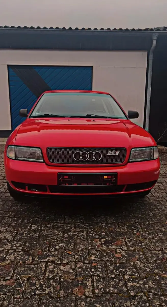 Occasion Audi A4 101 ch (74 kW) 1996 Rouge Berline