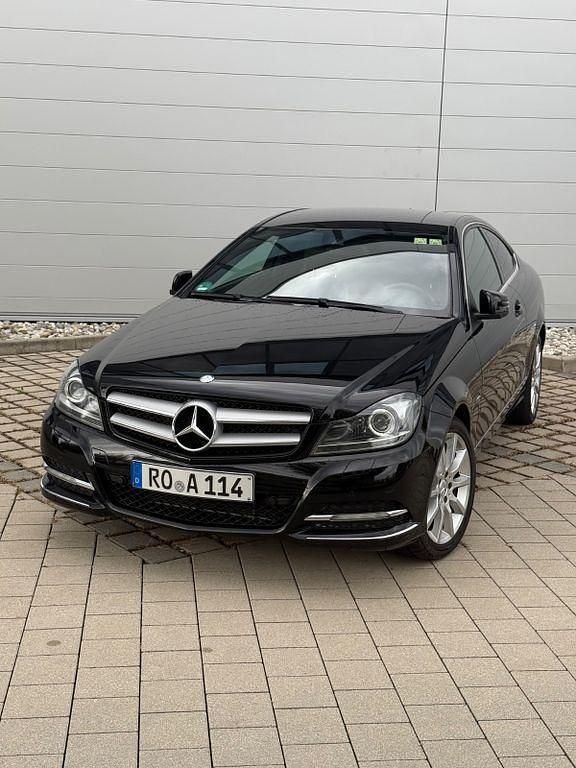 Gebraucht Mercedes C350 306 PS (225 kW) 2011 Schwarz Coupé