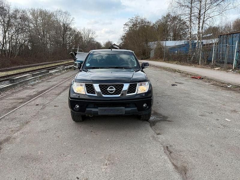 Gebraucht Nissan Navara 171 PS (125 kW) 2008 Schwarz