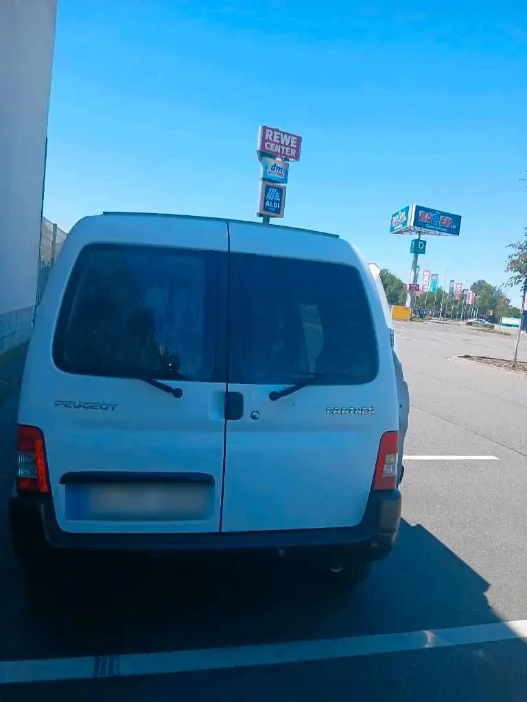 Gebraucht Peugeot Partner 75 PS (55 kW) 2007 Weiß Van / Kleinbus