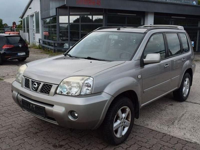 Gebraucht Nissan X-Trail 165 PS (121 kW) 2005 Silber SUV