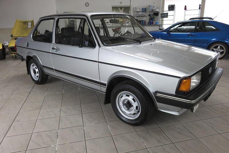 Silber Gebraucht 1982 VW Jetta Limousine | 9.999 € - Bild 1/4