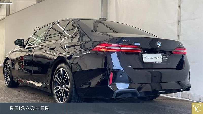 Gebraucht BMW 540 M Sport 303 PS (222 kW) 2024 Schwarz Limousine