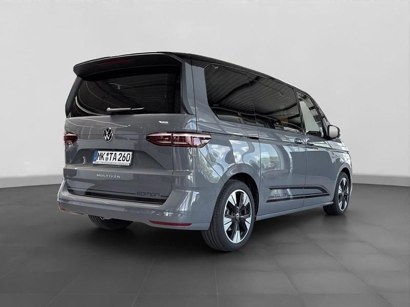 Używany VW Multivan Edition 150 KM (110 kW) 2025 Czarny Minivan