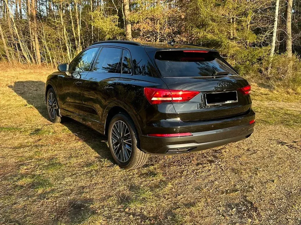 Gebraucht Audi Q3 Advanced Plus 150 PS (110 kW) 2023 Schwarz SUV