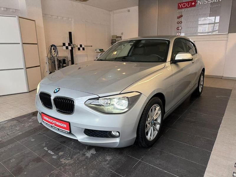 Gebraucht BMW 118 Advantage 170 PS (125 kW) 2013 Silber Kleinwagen