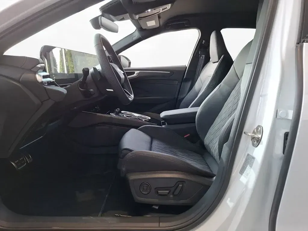 Gebraucht Audi A6 Edition .1 204 PS (150 kW) 2026 Weiß Kombi