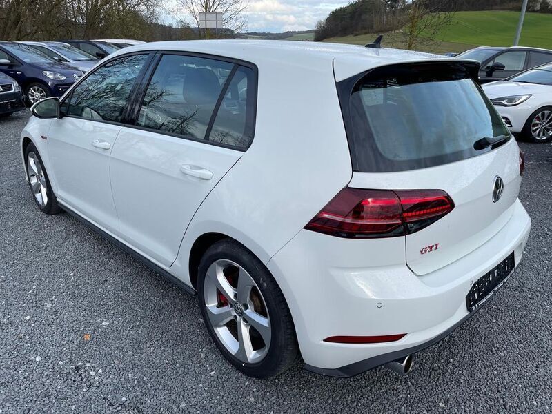 Gebraucht VW Golf VII GTI 245 PS (180 kW) 2019 Weiß Limousine