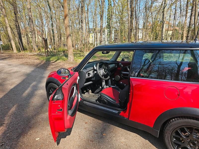 Usado Mini Cooper 116 HP (85 kW) 2003 Vermelho Citadino