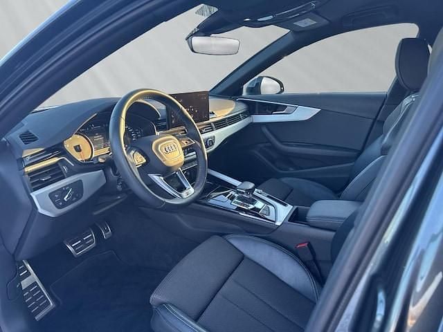 Gebraucht Audi A4 S-Line 204 PS (150 kW) 2022 Daytonagrau perleffekt Kombi