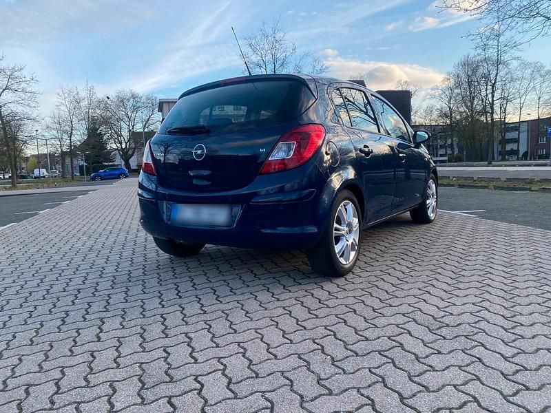 Gebraucht Opel Corsa 90 PS (66 kW) 2008 Blau Kleinwagen
