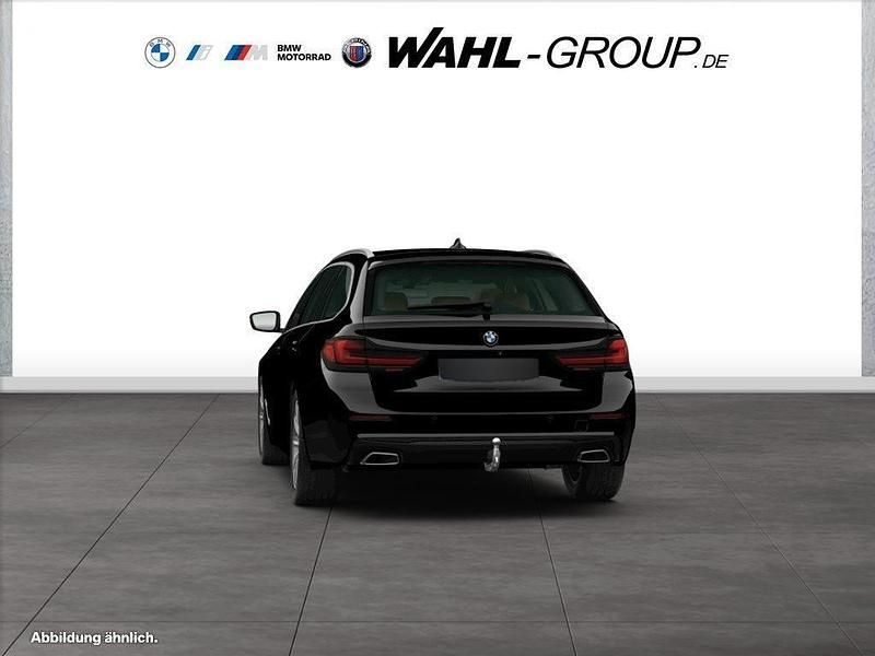 Gebraucht BMW 530 Efficient Dynamics 245 PS (180 kW) 2023 Schwarz Kombi