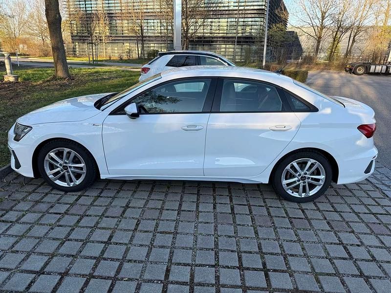 Occasion Audi A3 S-Line 150 ch (110 kW) 2022 Blanc Berline