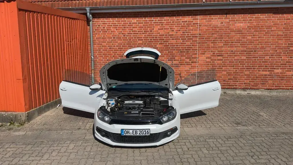 Gebraucht VW Scirocco Life 211 PS (155 kW) 2014 Weiß Coupé