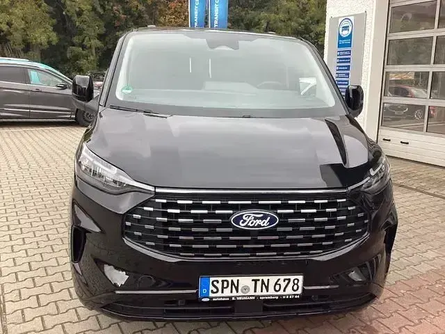 Gebraucht Ford Tourneo Custom Titanium 136 PS (100 kW) 2024 Schwarz Van