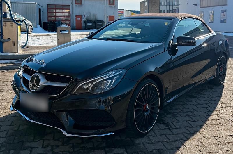 Gebraucht Mercedes E350 AMG line 256 PS (188 kW) 2013 Schwarz Cabrio