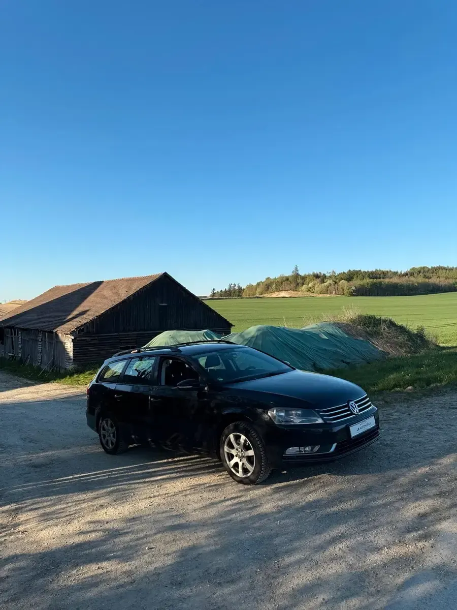 Second-hand VW Passat 140 CP (102 kW) 2013 Negru Break