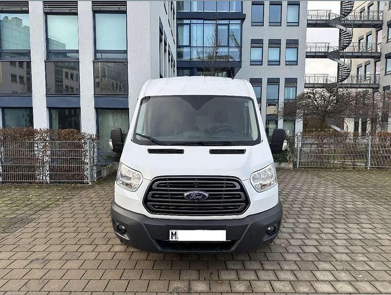Gebraucht Ford Transit Trend 131 PS (96 kW) 2018 Weiß Van